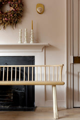 Suffolk Low Back Settle