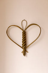 Willow Heart with Corn Dolly Twist