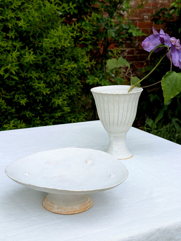 Ceramic Bowls with Decorative Edge Collection