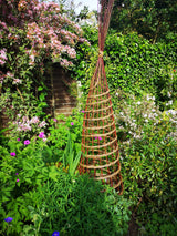 Willow Garden Obelisk - Jo Hammond